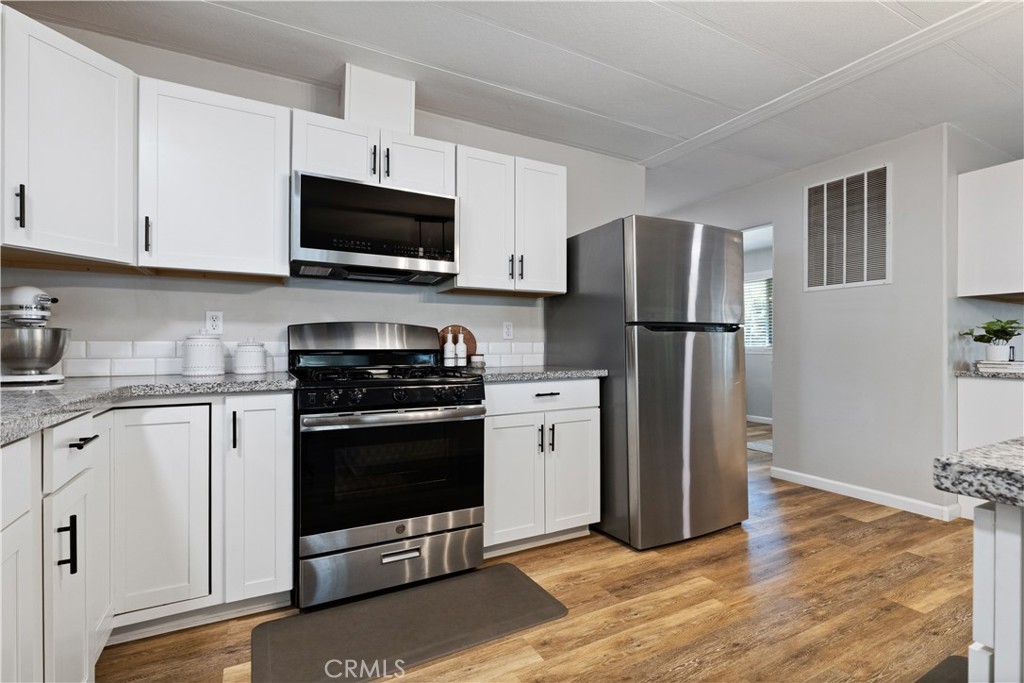 10494 Cuesta Court Property Photo 12
