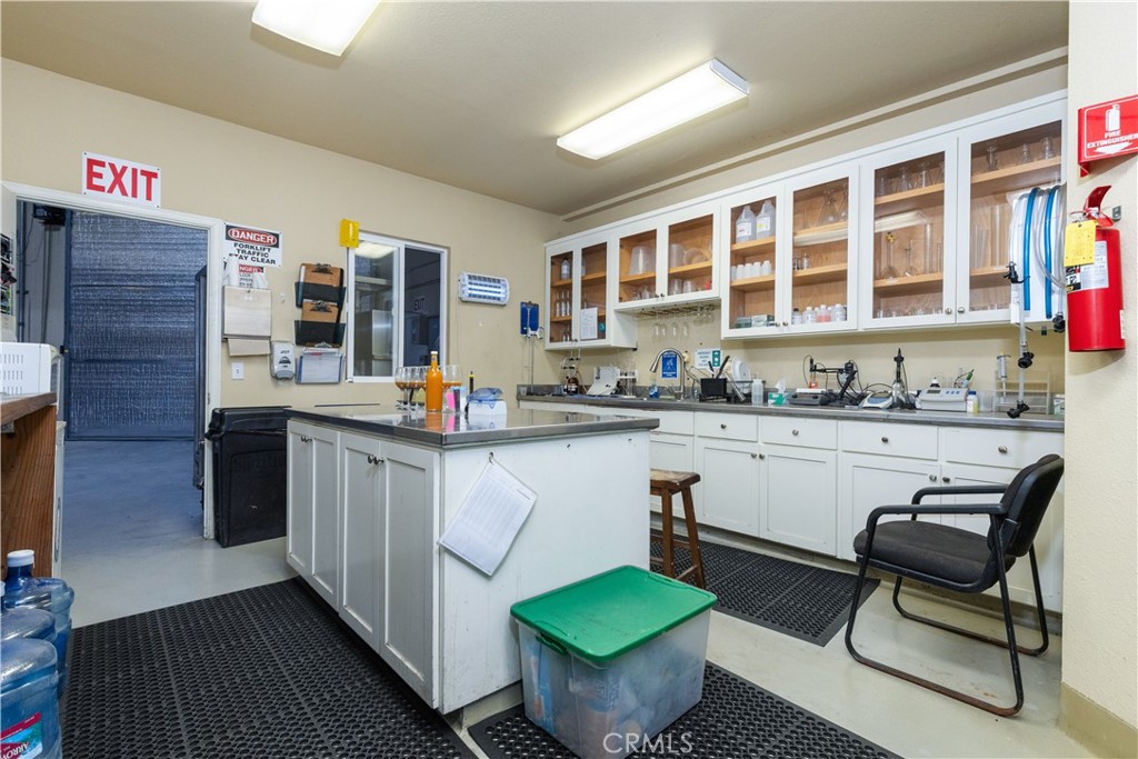 2720 Oak View Property Photo 45