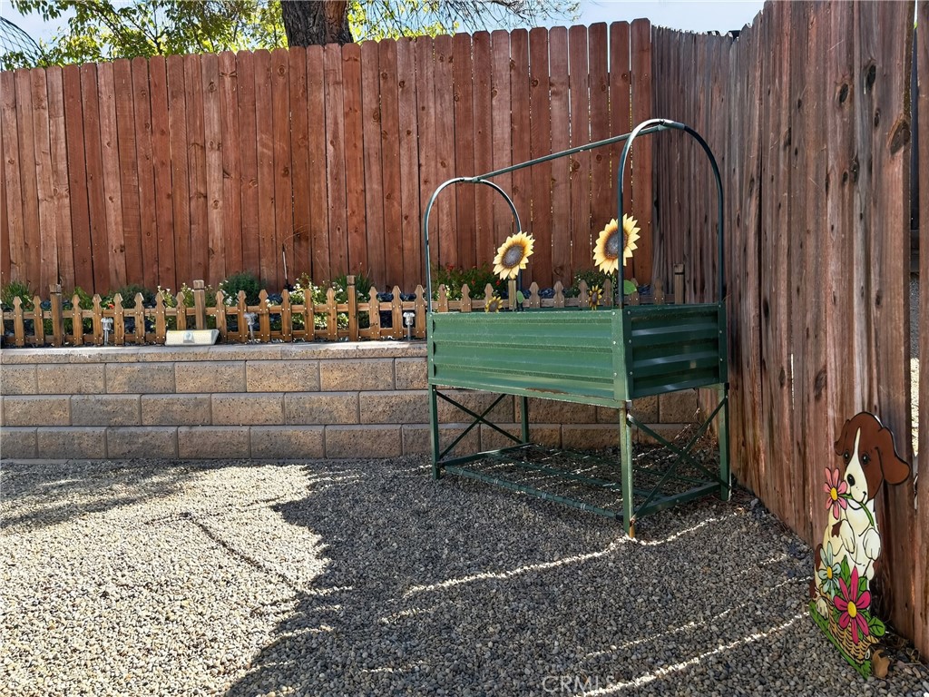 1738 Kings Property Photo 29
