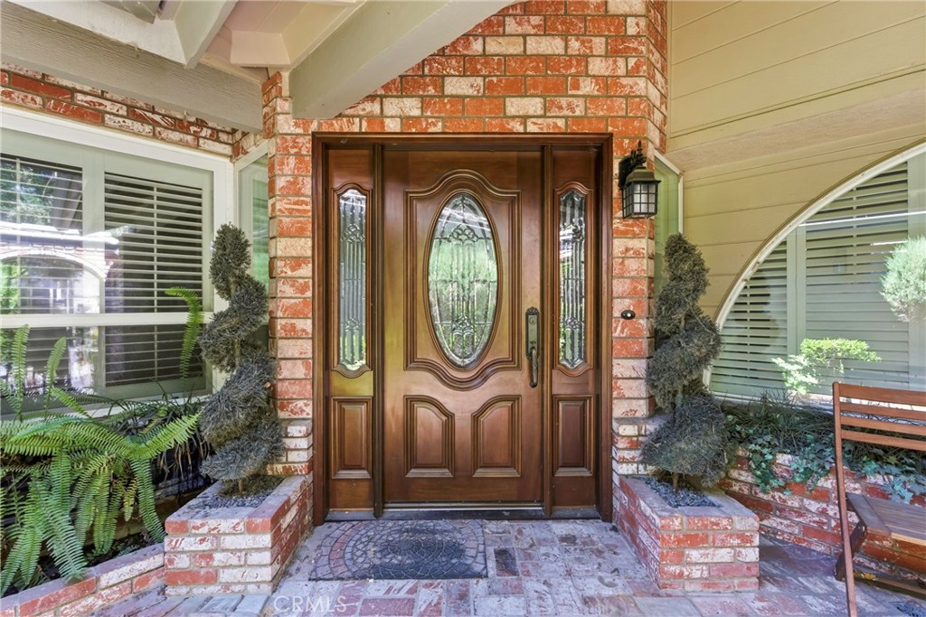 2512 Moffitt Way Property Photo 8