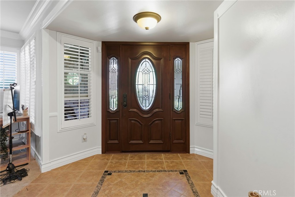 2512 Moffitt Way Property Photo 12