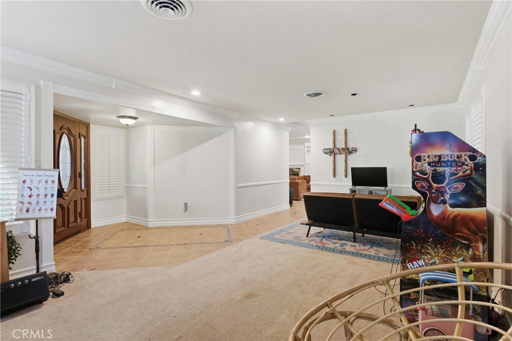 2512 Moffitt Way Property Photo 15