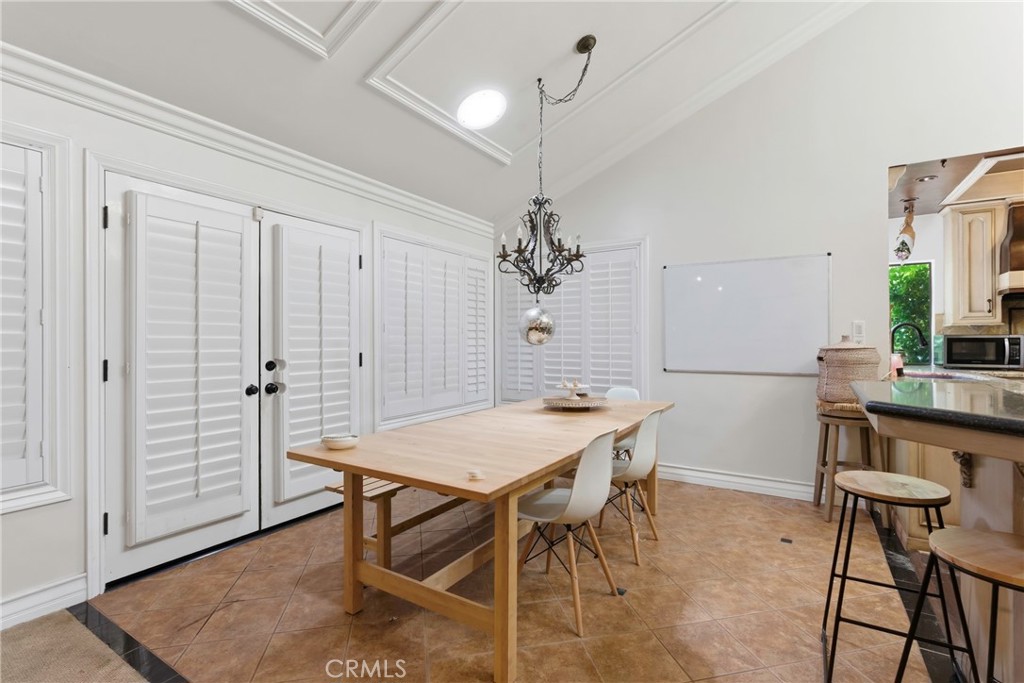 2512 Moffitt Way Property Photo 21