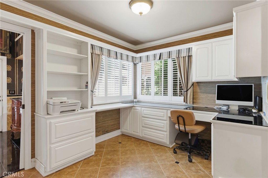 2512 Moffitt Way Property Photo 42