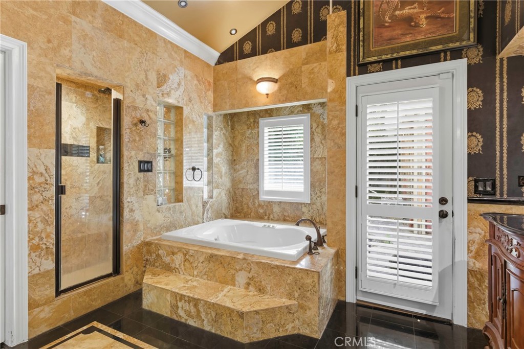 2512 Moffitt Way Property Photo 46