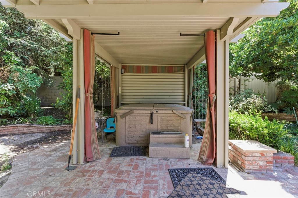 2512 Moffitt Way Property Photo 49