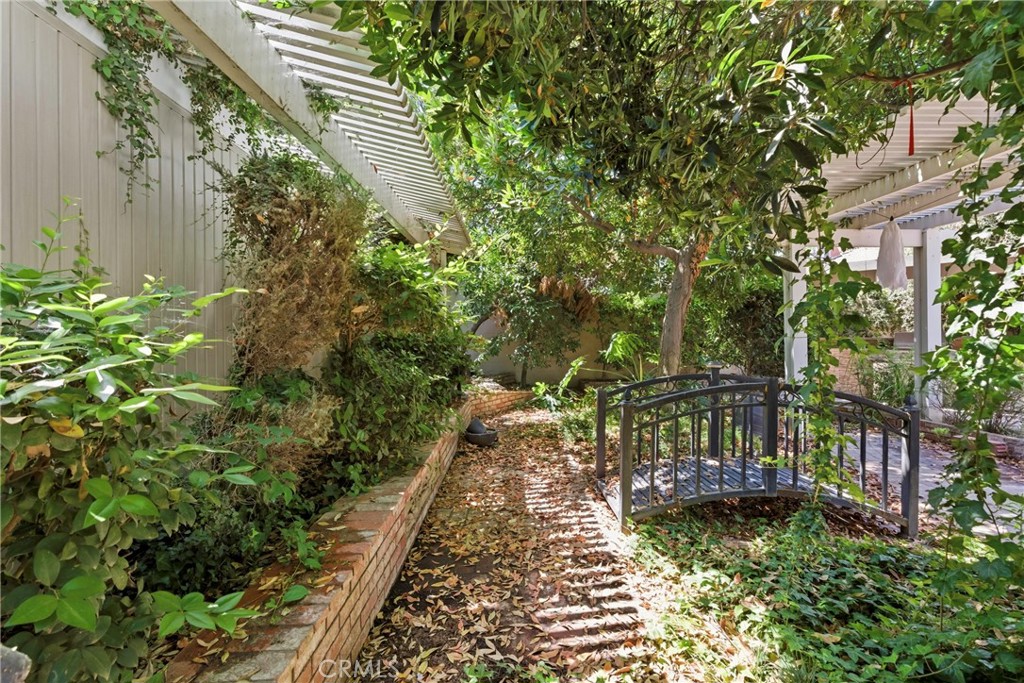 2512 Moffitt Way Property Photo 56