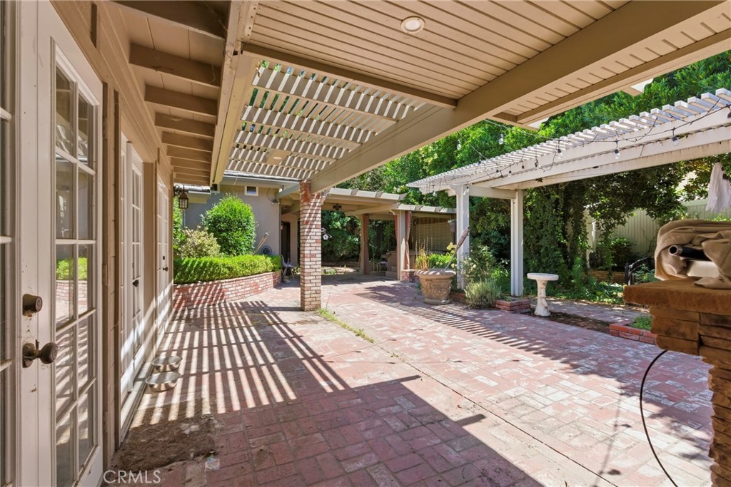 2512 Moffitt Way Property Photo 57