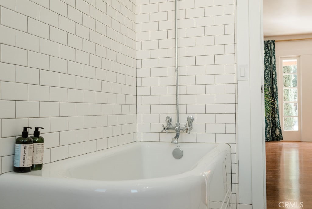 503 Oak Property Photo 29