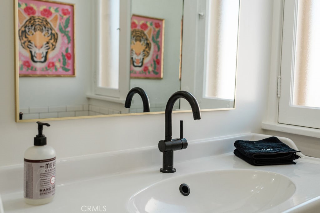 503 Oak Property Photo 31