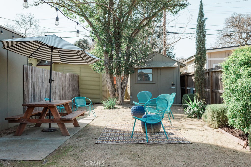 503 Oak Property Photo 39