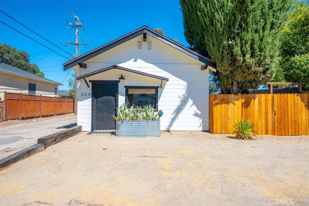 503 Oak Property Photo 42
