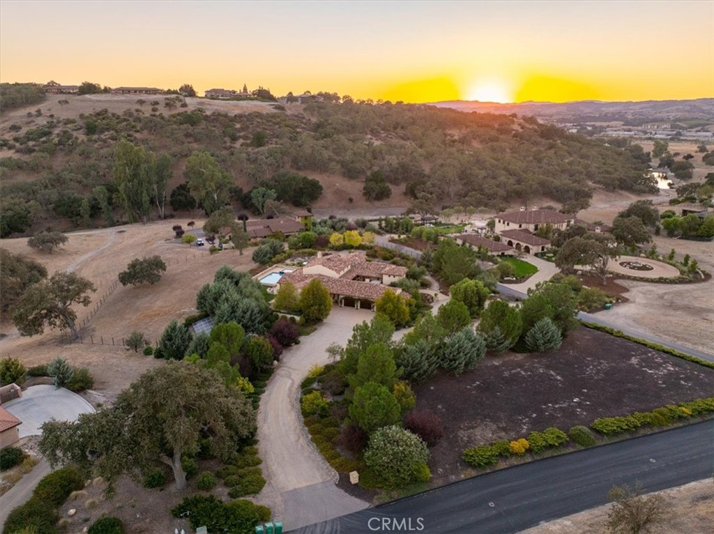 2325 Warm Springs Property Photo 3