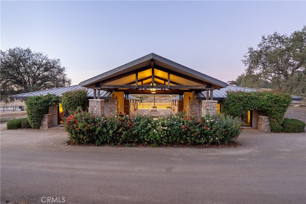 10530 La Ranchita Property Photo 3