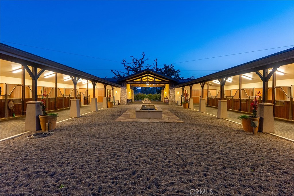 10530 La Ranchita Property Photo 4