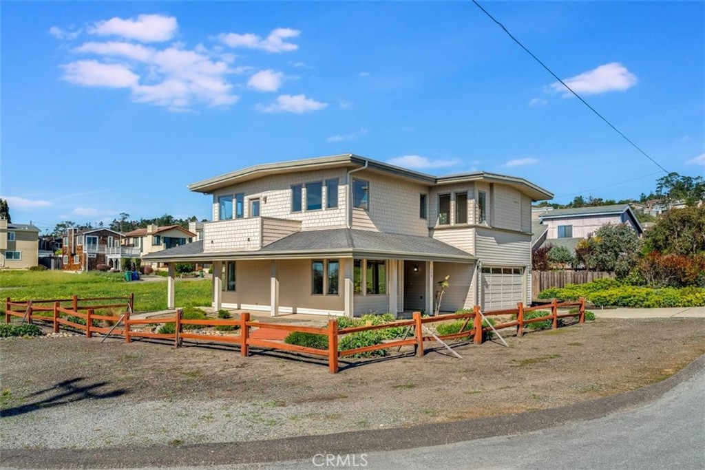 305 Ivar Street Property Photo 4