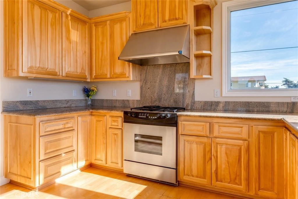 305 Ivar Street Property Photo 20