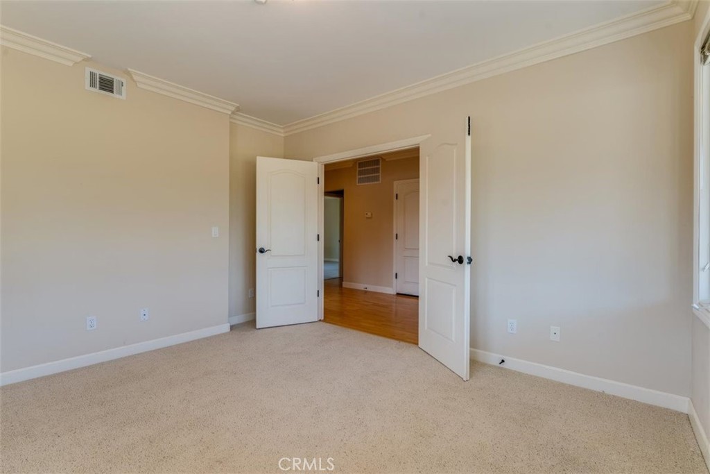 305 Ivar Street Property Photo 31