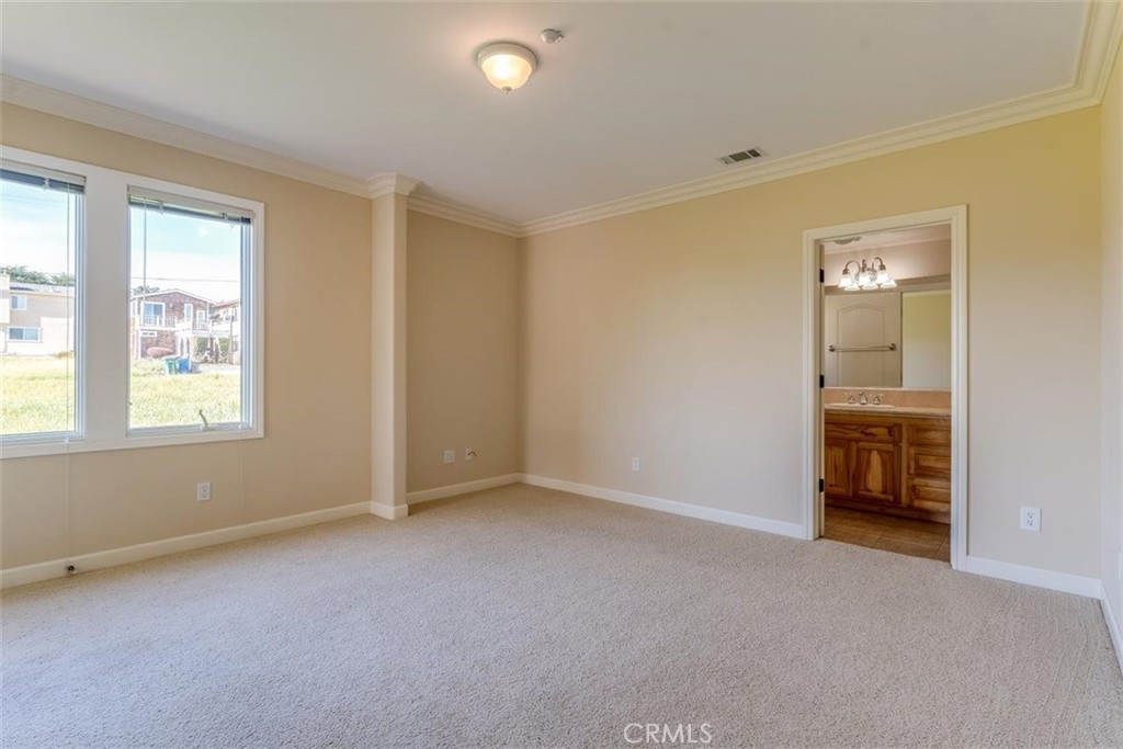 305 Ivar Street Property Photo 36