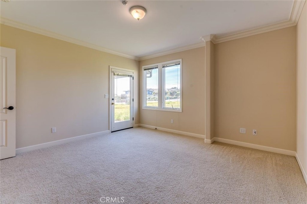 305 Ivar Street Property Photo 39
