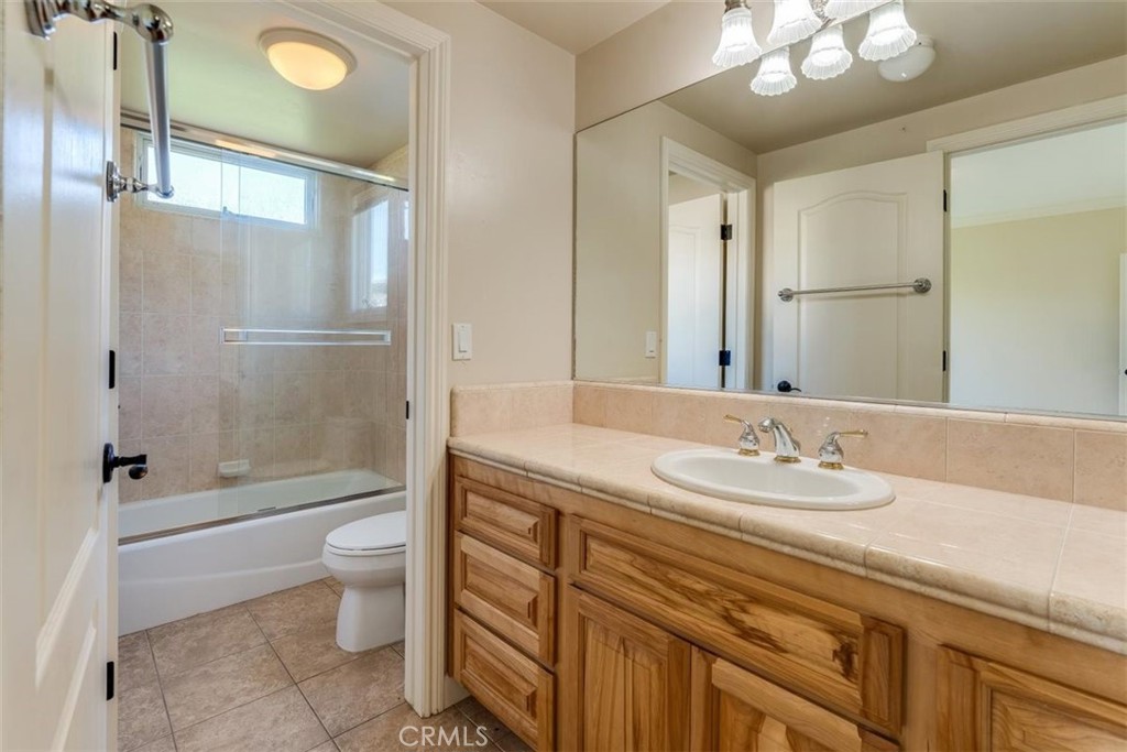 305 Ivar Street Property Photo 40