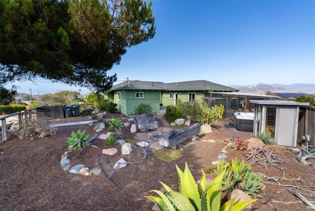 2460 Bayview Heights Property Photo 7