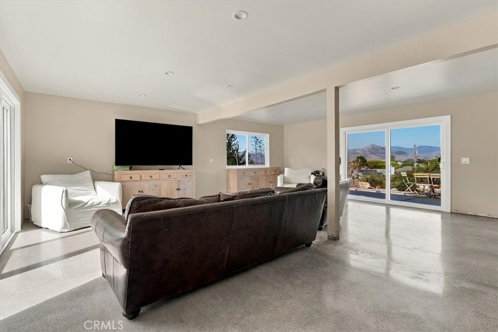 2460 Bayview Heights Property Photo 37