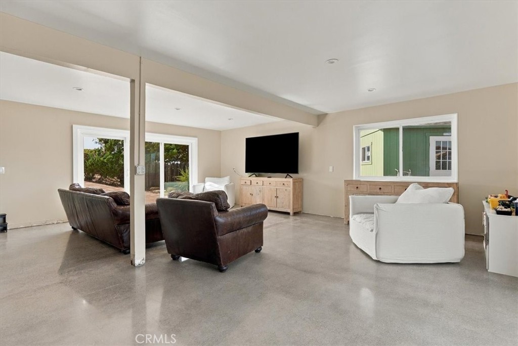 2460 Bayview Heights Property Photo 39