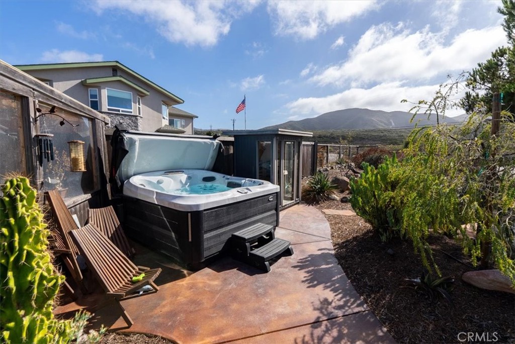 2460 Bayview Heights Property Photo 42