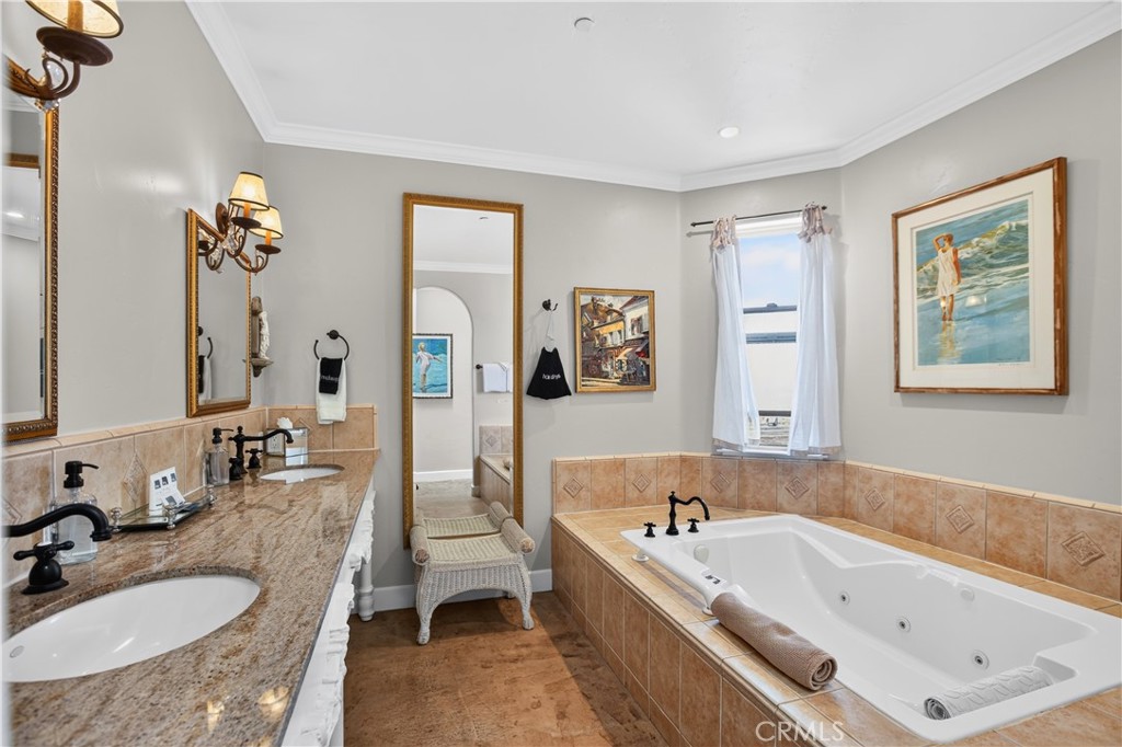95 S Ocean Property Photo 18