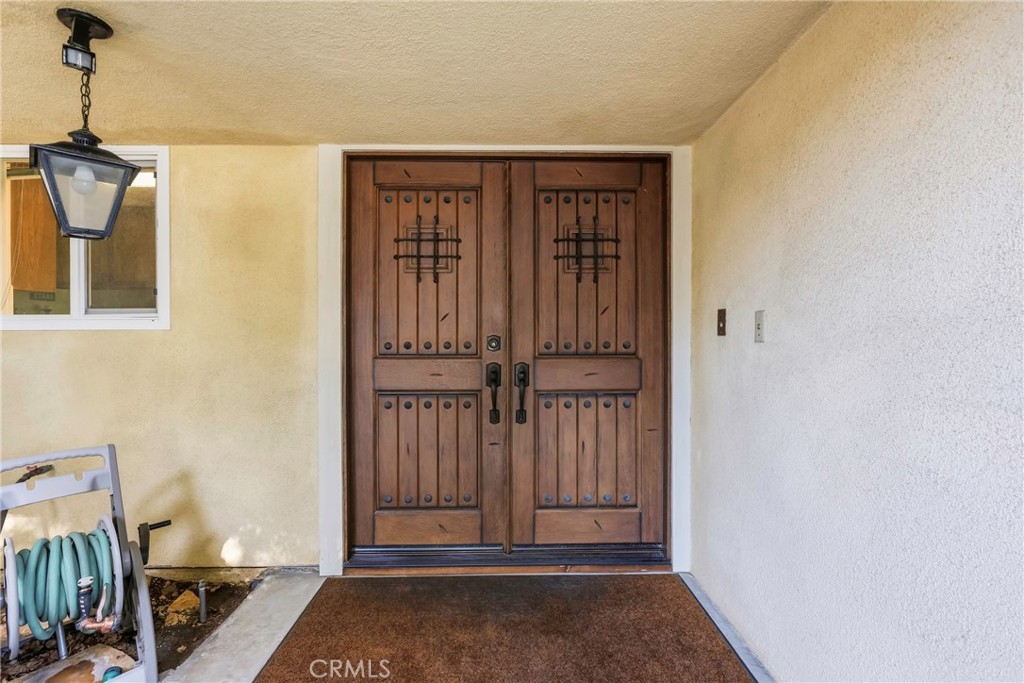 2408 Courtleigh Drive Property Photo 7