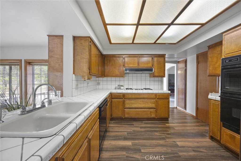 3512 Mccray Property Photo 32