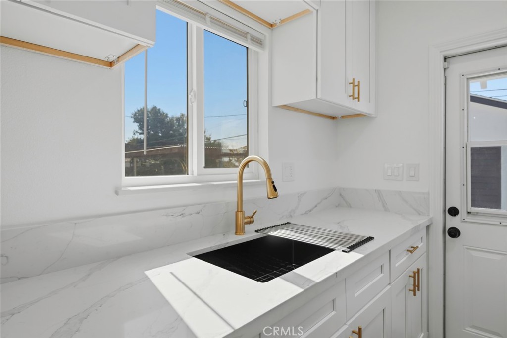 610 Arvin Property Photo 9