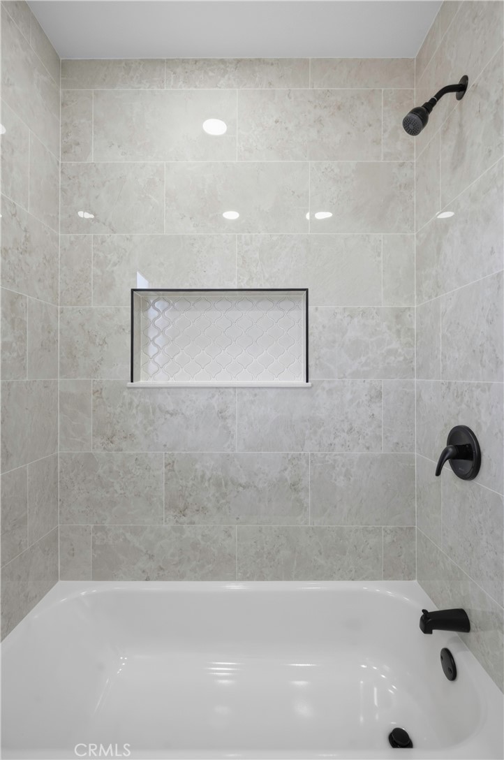 610 Arvin Property Photo 15