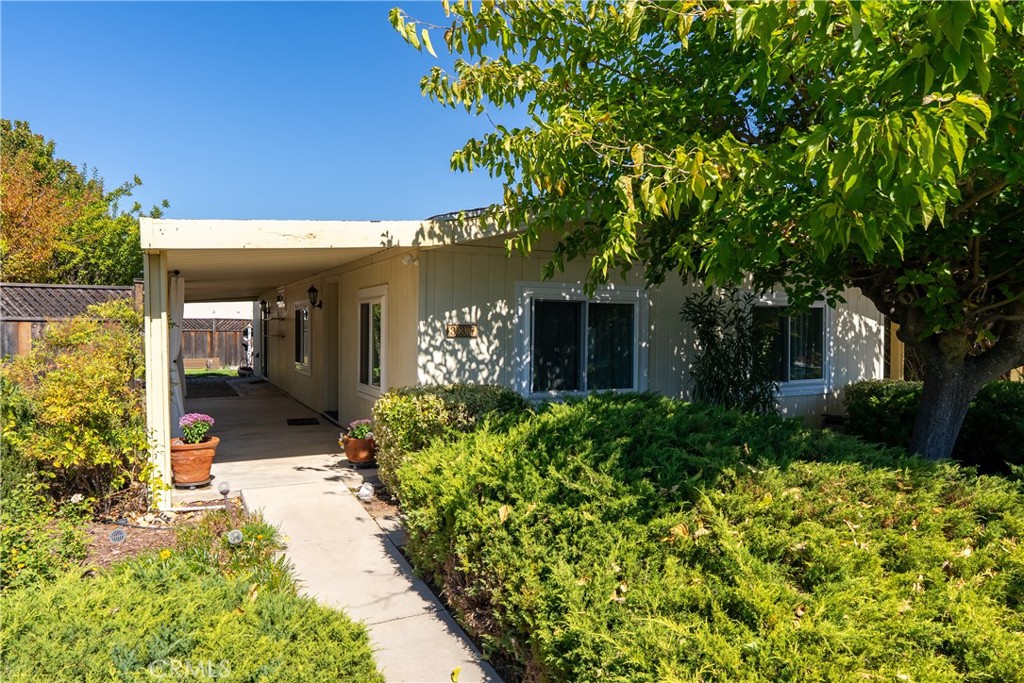 337 Lark Drive Property Photo 1
