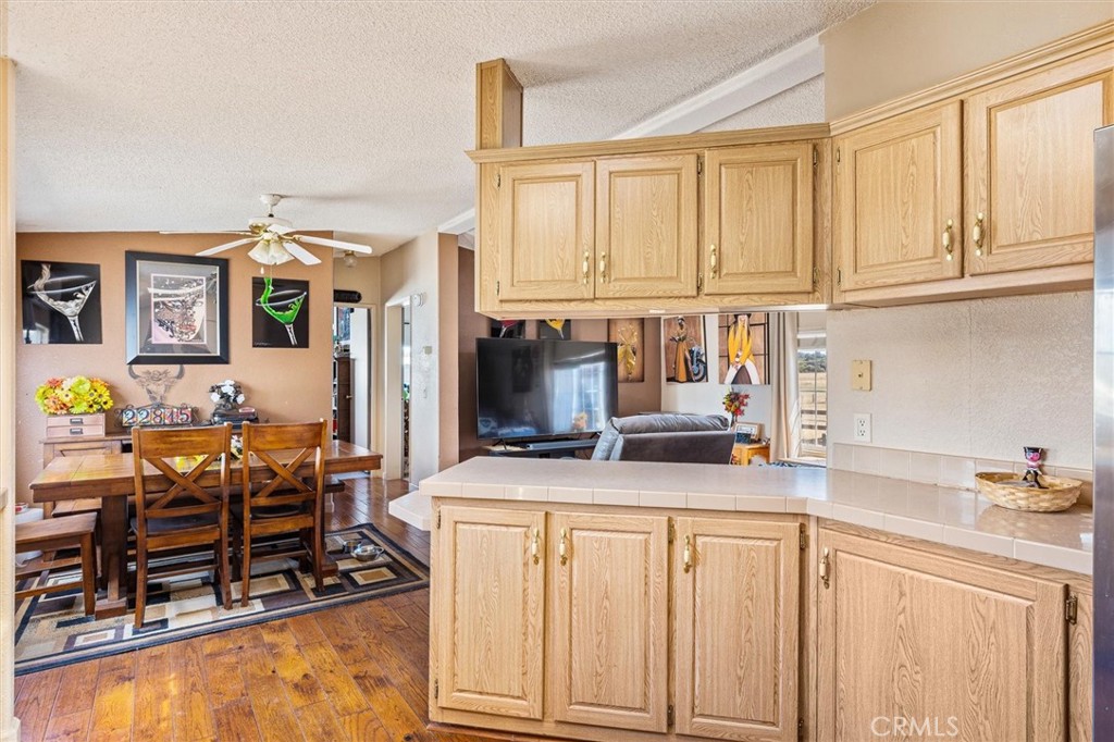 22815 I Property Photo 3