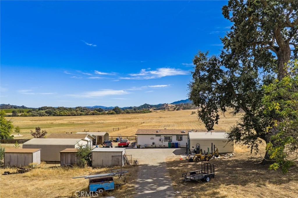 22815 I Property Photo 8