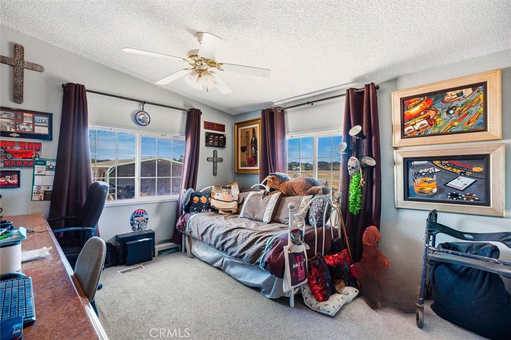 22815 I Property Photo 21