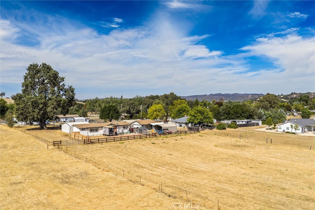 22815 I Property Photo 34