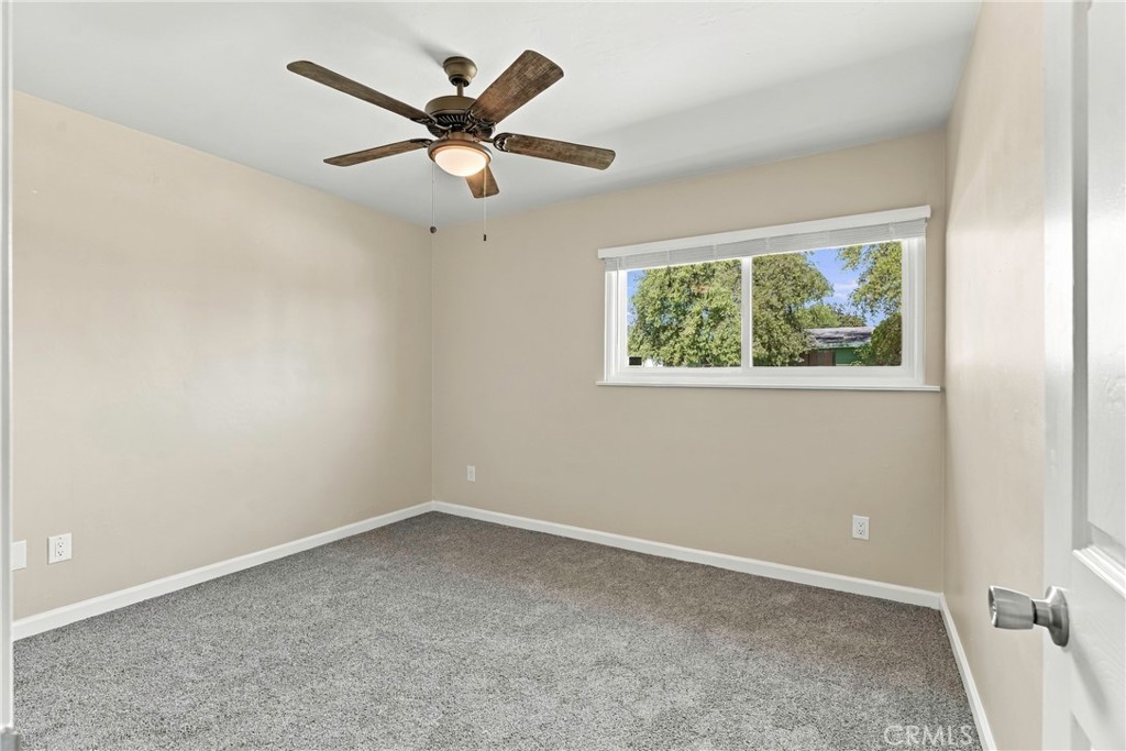 917 Elizabeth Court Property Photo 28