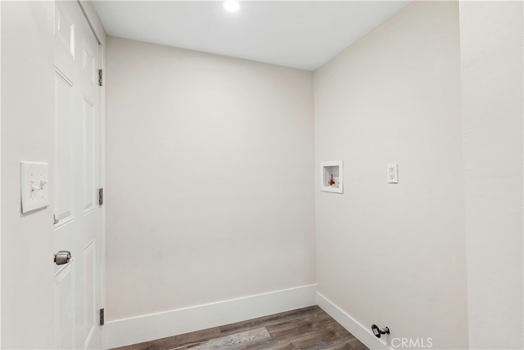 1015 Oregon Property Photo 25
