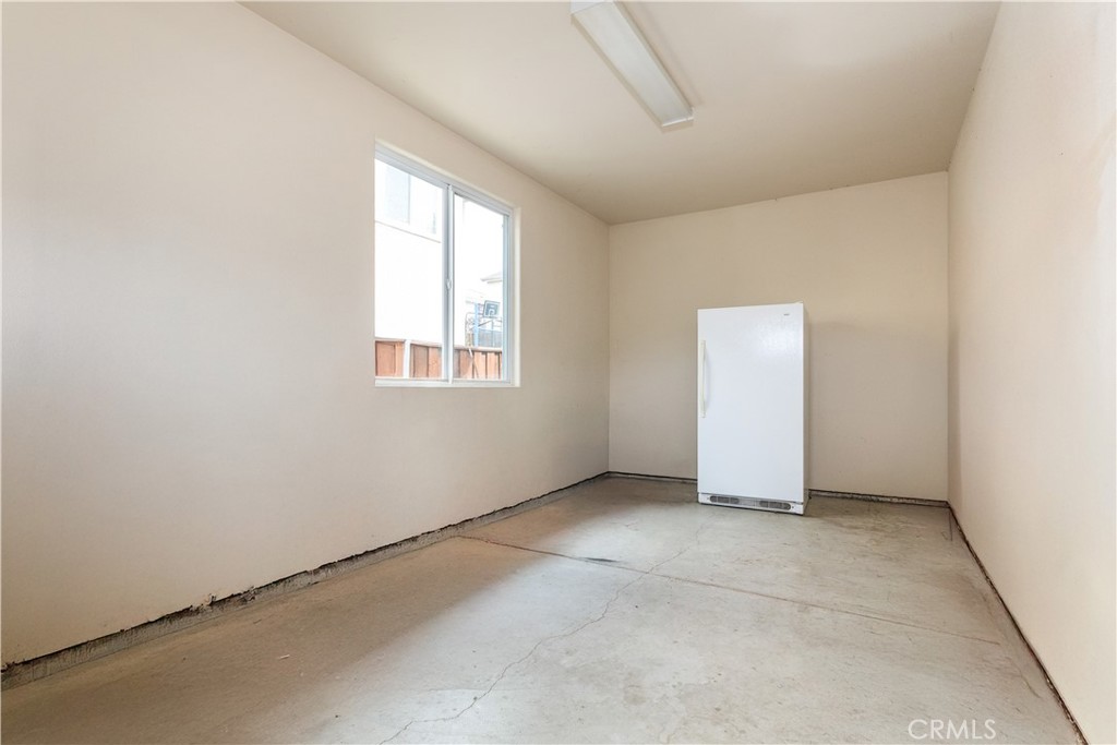 82 Navajo Property Photo 53
