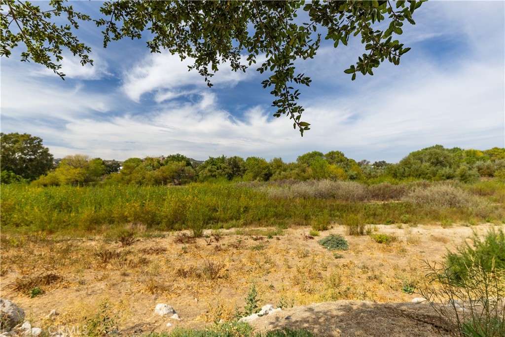 82 Navajo Property Photo 65