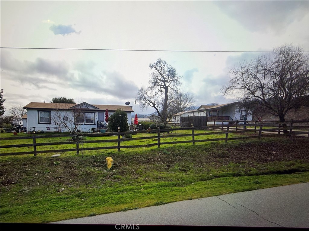 22817 I Property Photo 2