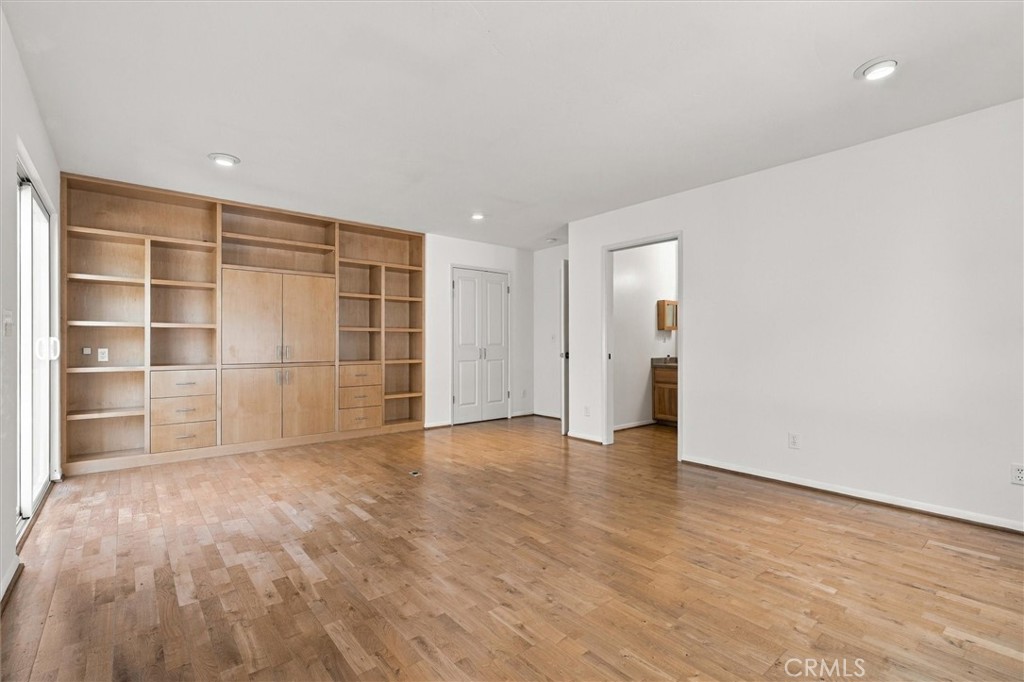 1086 Hillcrest Property Photo 29
