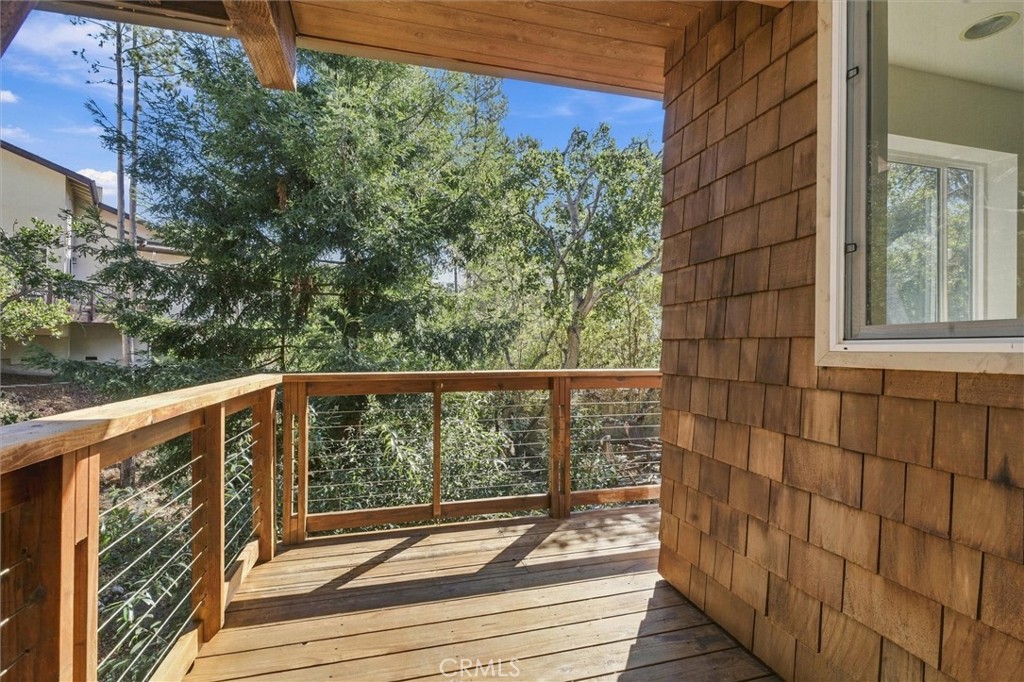 1086 Hillcrest Property Photo 35