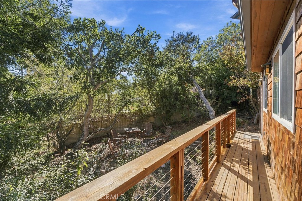 1086 Hillcrest Property Photo 36