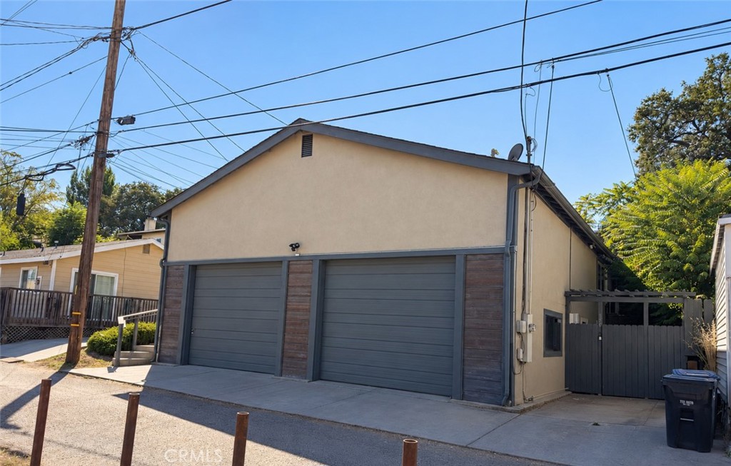 528 Oak Street Property Photo 19