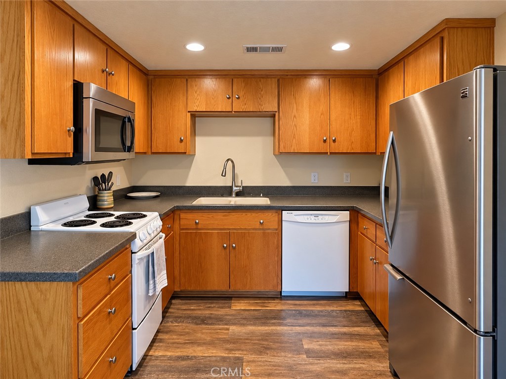 528 Oak Street Property Photo 20