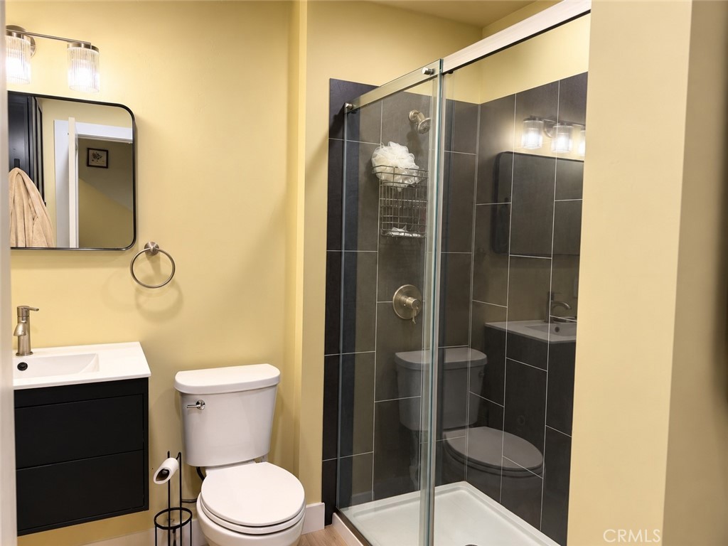 528 Oak Street Property Photo 35